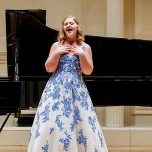 Voice Student performs on Stage at Carnegie Hall